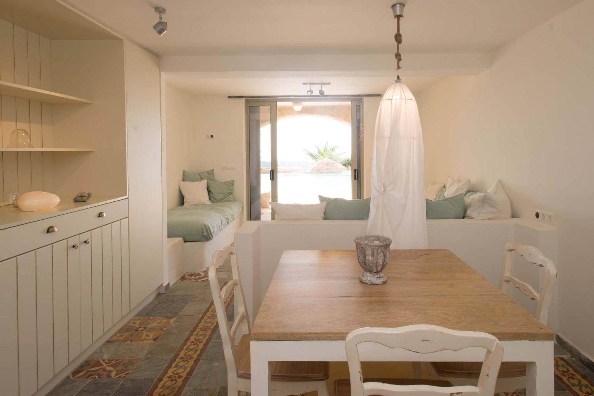 Villa Pyleanblue *